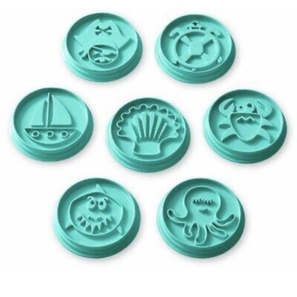 Pampered Chef Under the Sea cookie cutters